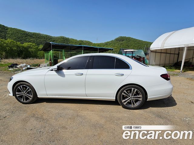 Mercedes-Benz E-Class E350 4MATIC Avantgarde — пробег 6 400 км — фото 2 из 5