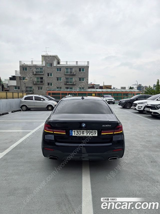 BMW 5-Series 530e M Sport — пробег 40 000 км — фото 3 из 5