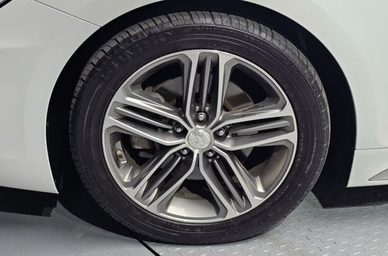 Hyundai Grandeur 2.4 Premium Special — пробег 101 783 км — фото 5 из 5
