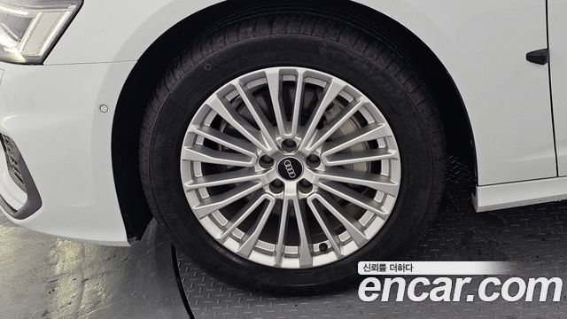 Audi A6 45 TFSI Premium — пробег 50 120 км — фото 5 из 5
