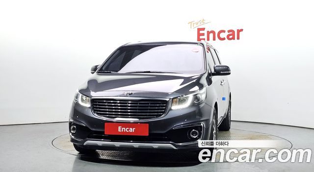 Kia Carnival 9-seater Luxury — пробег 126 120 км — фото 3 из 5