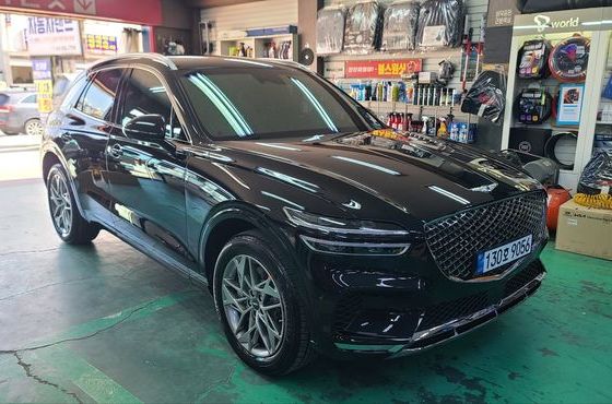 Genesis GV70 2.5T Gasoline AWD — пробег 18 266 км — фото 3 из 5