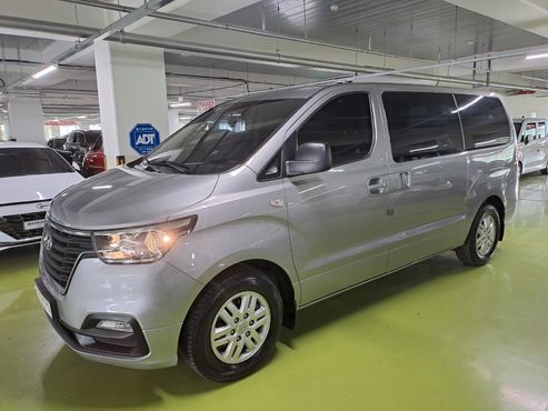 Hyundai Starex Van 3-Seater Smart — пробег 66 619 км — фото 1 из 5