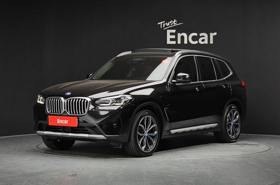 BMW X3 xDrive 30e — пробег 49 857 км — фото 1 из 5