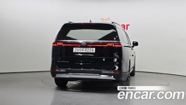 Kia Carnival Gasoline 9-Seater Noblesse — пробег 33 498 км — фото 4 из 5