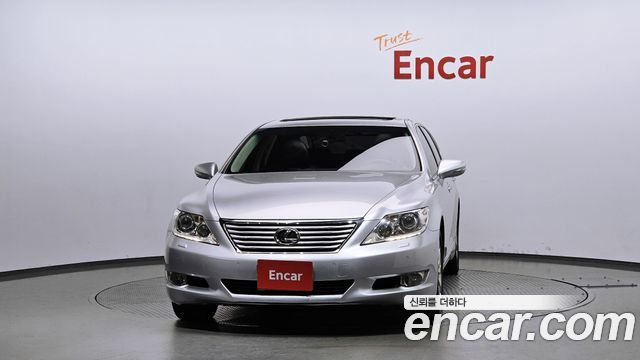 Lexus LS из Кореи Encar