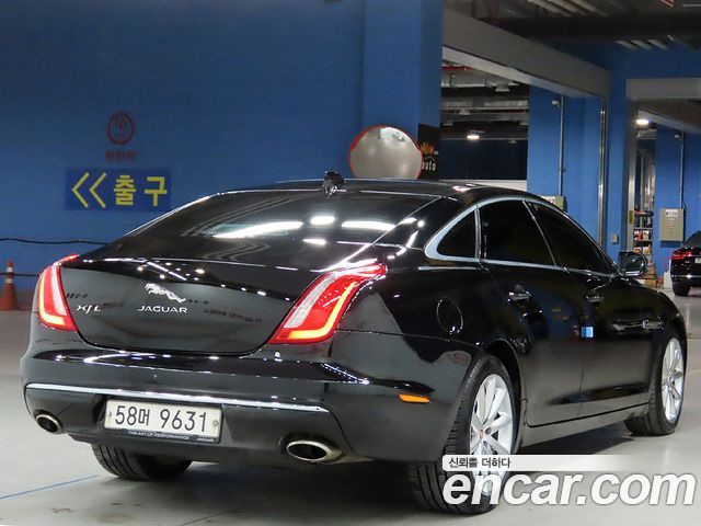 Jaguar XJ 3.0D Premium Luxury LWB X351 — пробег 175 000 км — фото 4 из 5