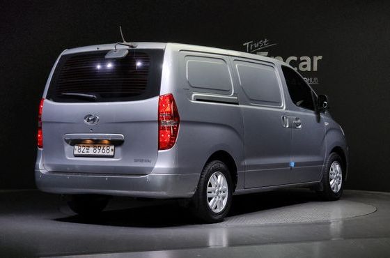 Hyundai Starex 3-Seater VAN Smart — пробег 267 424 км — фото 2 из 5