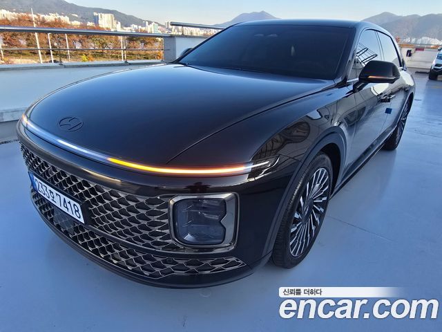 Hyundai Grandeur Calligraphy — пробег 15 400 км — фото 1 из 5