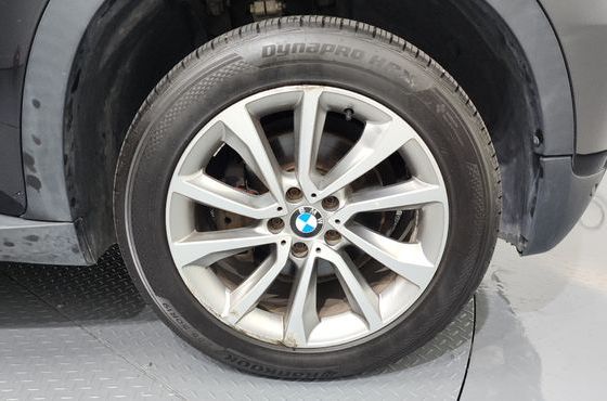 BMW X5 xDrive 30i — пробег 518 704 км — фото 5 из 5