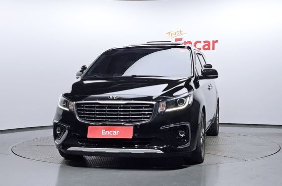 Kia Carnival 9-Seater Prstige — пробег 141 501 км — фото 3 из 5