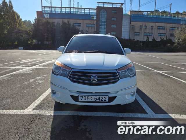 Ssangyong KORANDO 4WD GT 11-seater — пробег 201 901 км — фото 3 из 5