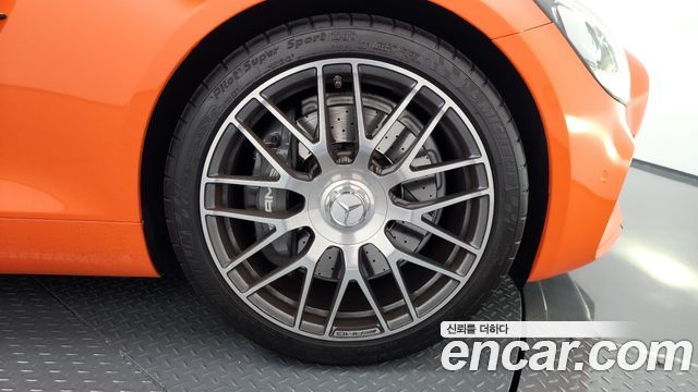 Mercedes-Benz AMG GT 4.0 — пробег 33 200 км — фото 5 из 5
