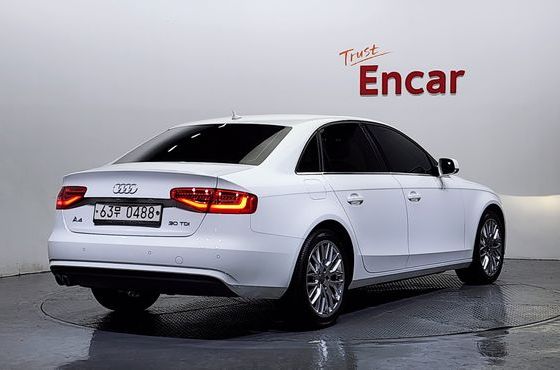 Audi A4 30 TDI Dynamic B8 — пробег 100 281 км — фото 2 из 5