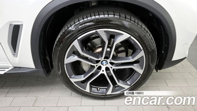 BMW X5 xDrive 40i xLine — пробег 66 481 км — фото 5 из 5