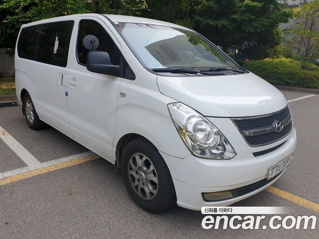 Hyundai Starex 3-Seater VAN CVX Luxury — пробег 205 655 км — фото 2 из 5
