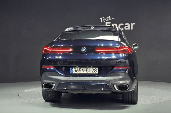 BMW X6 xDrive30d M Sport — пробег 71 240 км — фото 4 из 5