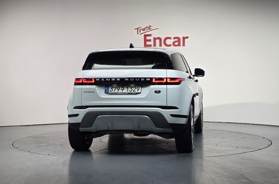 Land Rover Range Rover Evoque P250 SE — пробег 36 861 км — фото 4 из 5