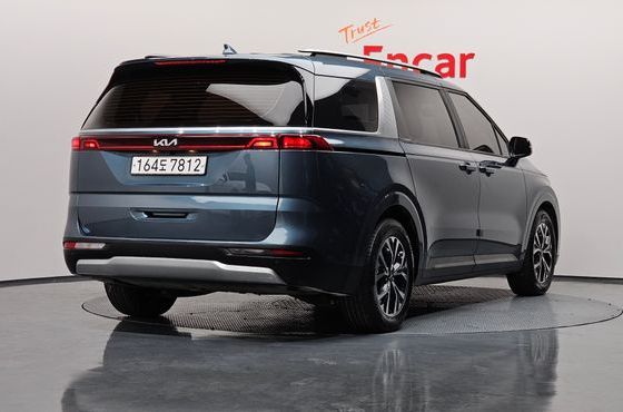 Kia Carnival 9-Seater Prestige — пробег 87 979 км — фото 2 из 5