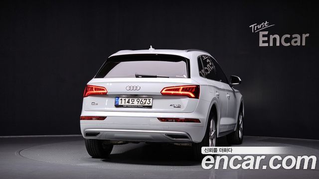 Audi Q5 40 TDI Quattro Premium — пробег 26 278 км — фото 4 из 5