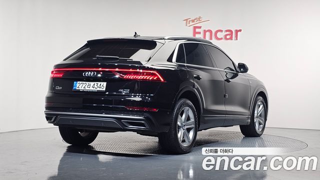 Audi Q8 45 TDI Quattro Premium — пробег 68 578 км — фото 2 из 5