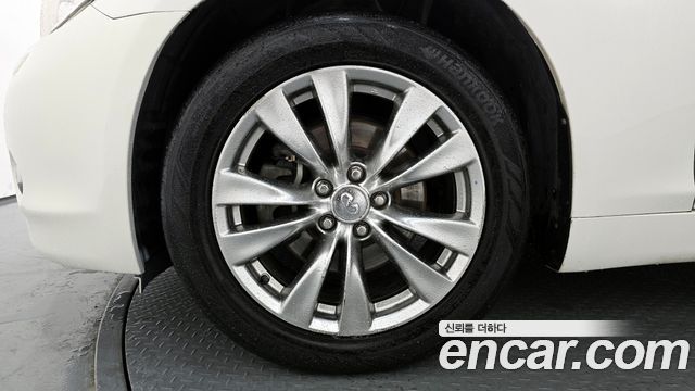 Infiniti M из Кореи Encar