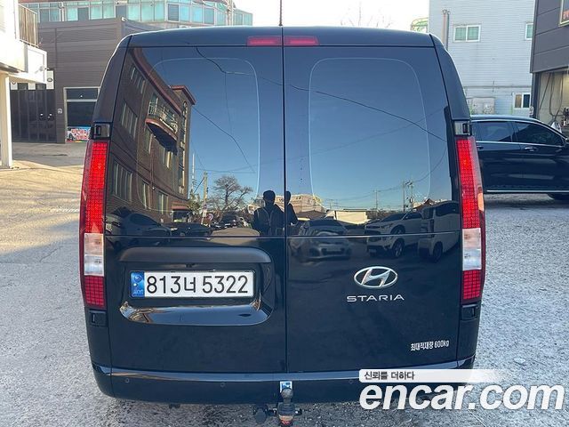 Hyundai Staria Cargo 5-Seater Modern — пробег 155 196 км — фото 4 из 5