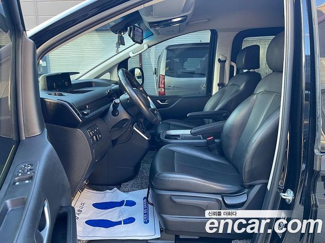Hyundai Staria Cargo 5-Seater Modern — пробег 155 196 км — фото 5 из 5
