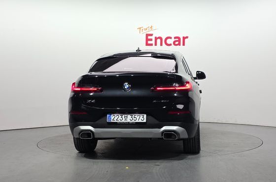 BMW X4 xDrive20d xLine — пробег 42 938 км — фото 4 из 5