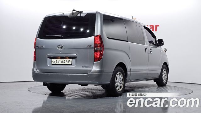 Hyundai Starex 5-Seater VAN CVX Premium — пробег 172 883 км — фото 2 из 5