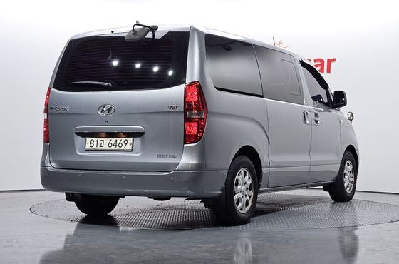 Hyundai Starex 5-Seater VAN CVX Premium — пробег 172 883 км — фото 2 из 5