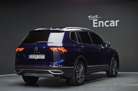 Volkswagen Tiguan 2.0 TSI Prestige — пробег 8 461 км — фото 2 из 5