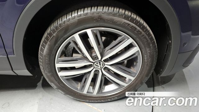 Volkswagen Tiguan из Кореи Encar