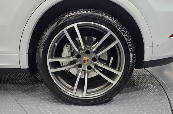 Porsche Cayenne 4.0 Turbo — пробег 56 915 км — фото 5 из 5
