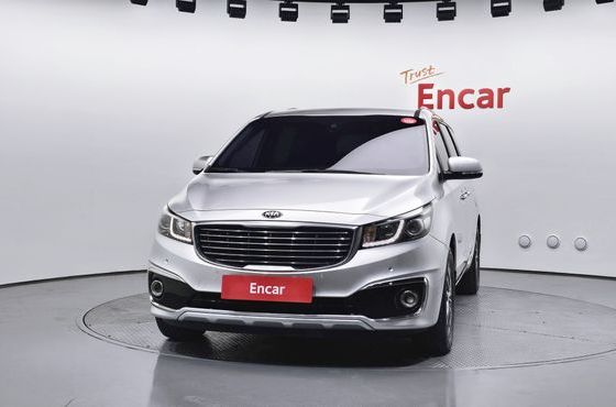 Kia Carnival 9-seater Luxury — пробег 148 360 км — фото 3 из 5