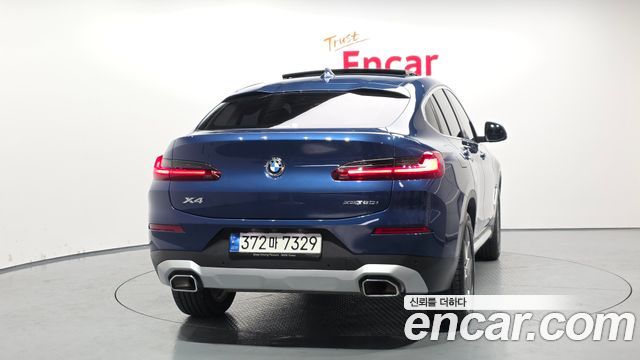 BMW X4 xDrive20i xLine — пробег 60 931 км — фото 4 из 5