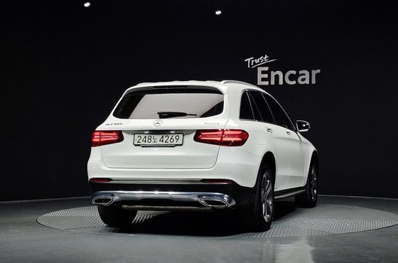 Mercedes-Benz GLC-Class GLC300 4MATIC — пробег 70 588 км — фото 4 из 5