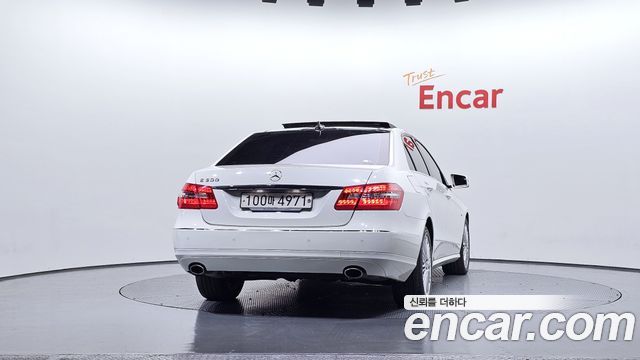 Mercedes-Benz E-Class из Кореи Encar