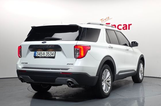Ford Explorer 2.3 LimIted 4WD — пробег 38 555 км — фото 2 из 5