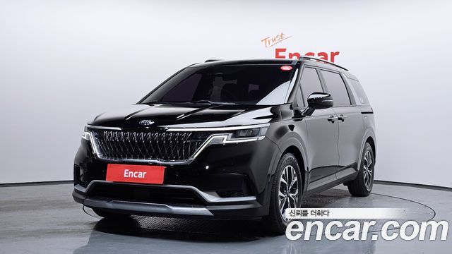 Kia Carnival 9-Seater Prestige — пробег 71 218 км — фото 1 из 5