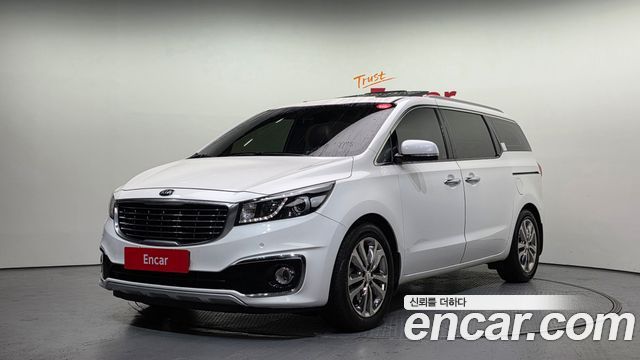 Kia Carnival 7-seater Limousine VIP — пробег 212 052 км — фото 1 из 5