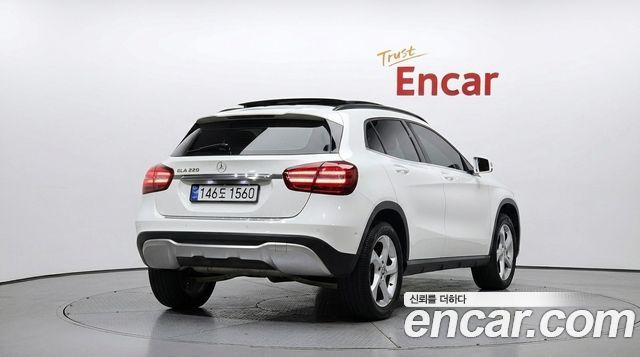 Mercedes-Benz GLA-Class из Кореи Encar
