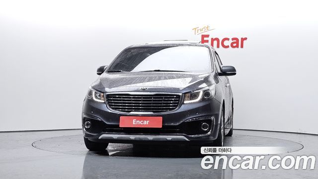 Kia Carnival 7-seater Limousine VIP — пробег 166 964 км — фото 3 из 5