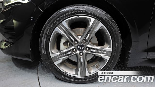 Kia K5 2.0 Signature — пробег 72 300 км — фото 5 из 5