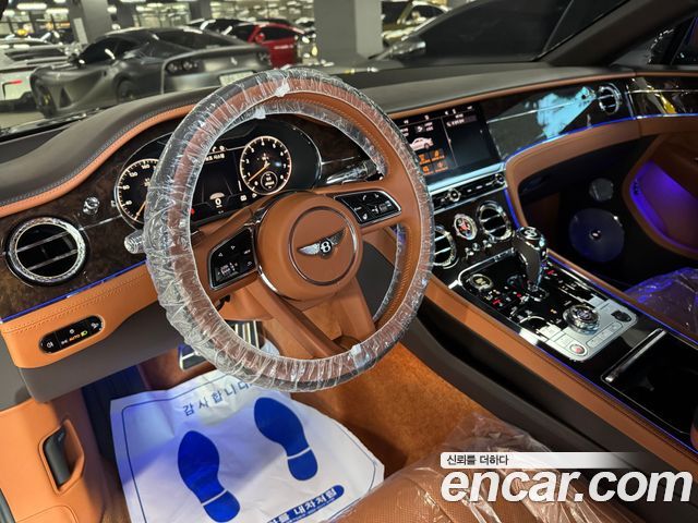 Bentley Continental 4.0 GT — пробег 49 000 км — фото 4 из 5