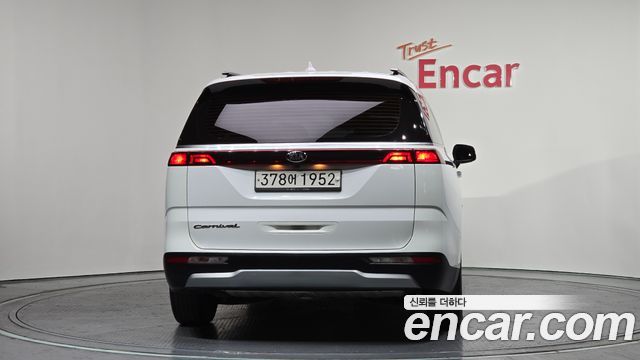 Kia Carnival 9-Seater Prestige — пробег 154 381 км — фото 4 из 5
