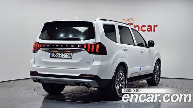 Kia Mohave Diesel 3.0 4WD 6-Seater Masters — пробег 12 092 км — фото 2 из 5