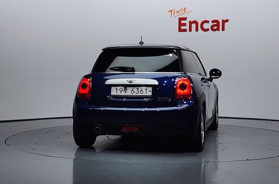 Mini Cooper Standard 3rd — пробег 146 184 км — фото 4 из 5