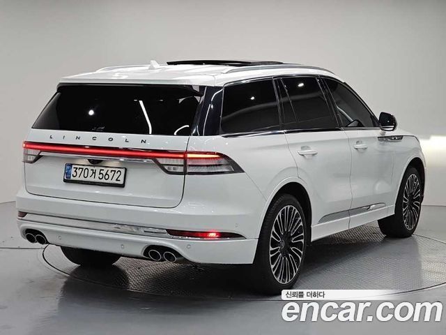 Lincoln Aviator 3.0 Black Label AWD — пробег 125 596 км — фото 3 из 5