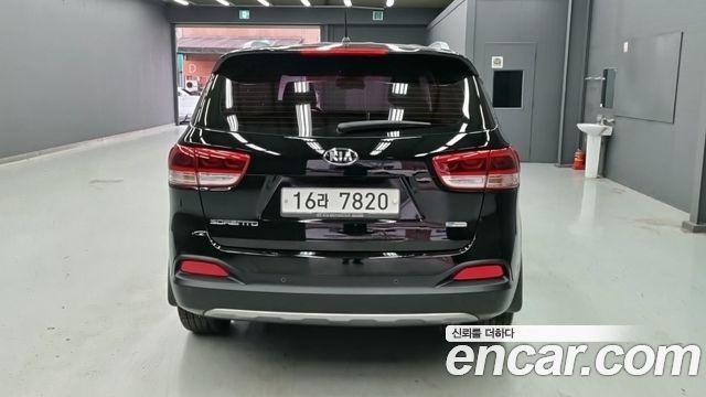 Kia Sorento Diesel 2.0 2WD Prestige — пробег 215 000 км — фото 4 из 5